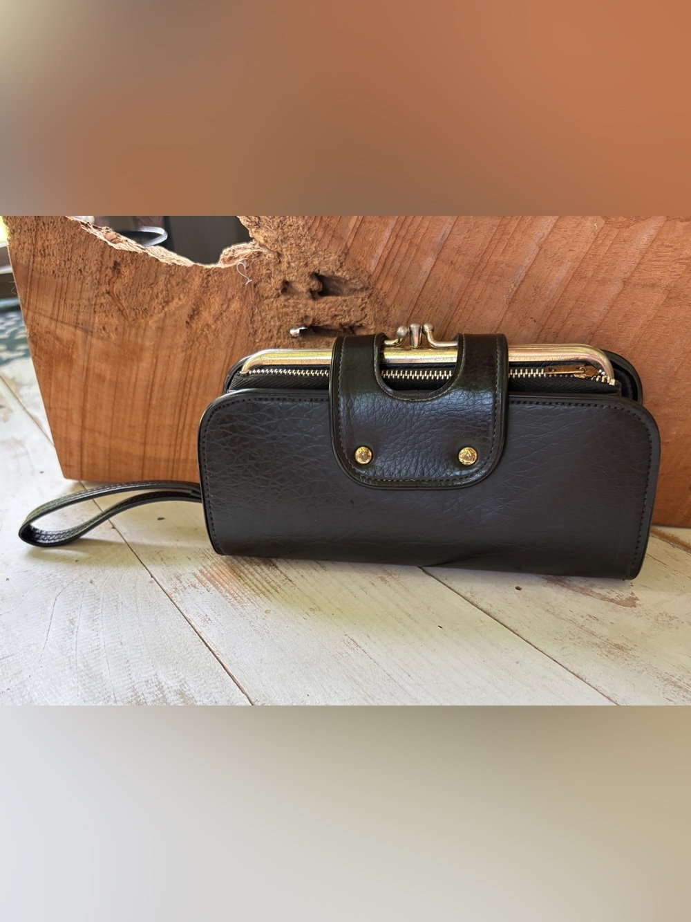 Vintage black leather wallet wristlet rare kiss lock retro leather mid-century